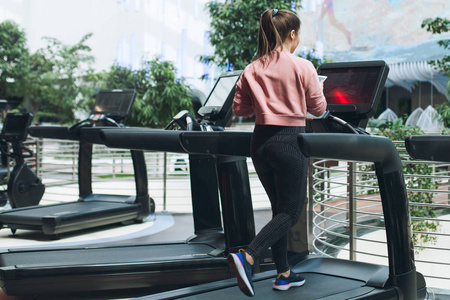 发展为选手 发展为选手