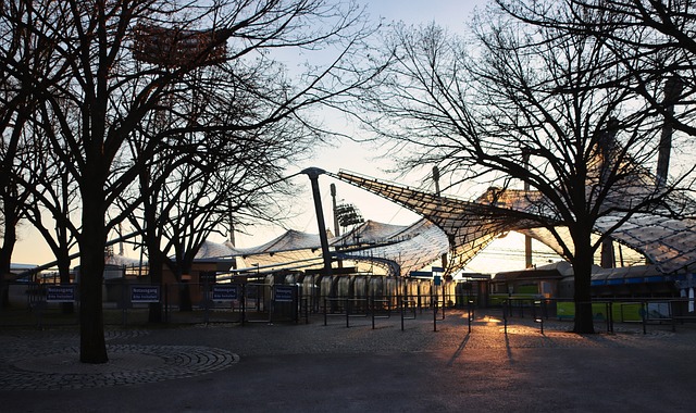 中国足球的 中国足球的