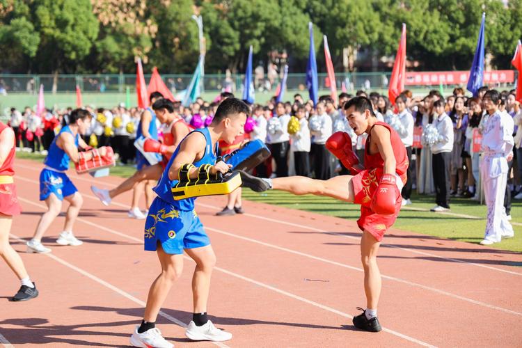 里领军的勇 里领军的勇